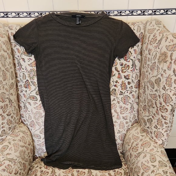 Forever 21 Dresses & Skirts - Forever 21 Black and Gray Striped Short Sleeve Dress